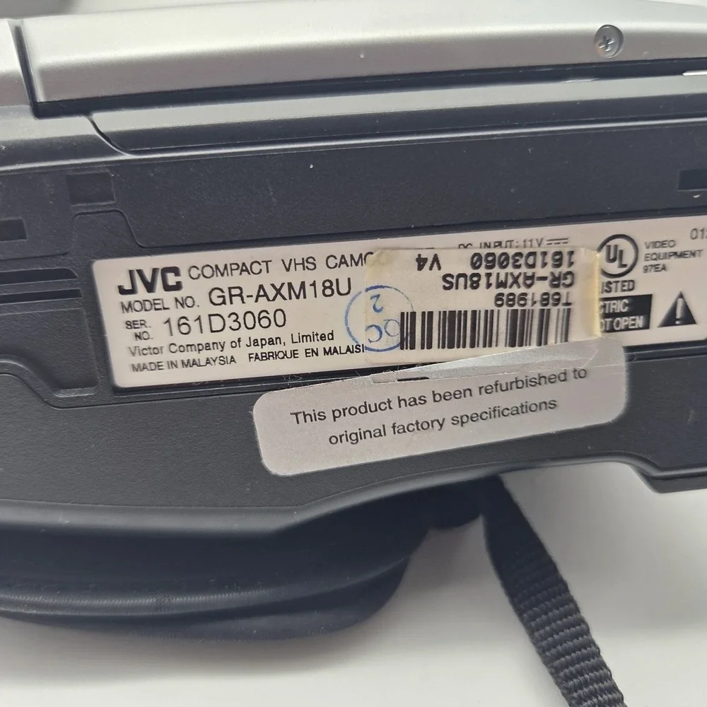 UNTESTED JVC GR-AXM18U Camcorder 2.5